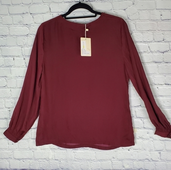 LONG-SLEEVED Merlot V-Neck Ruched Shoulders in Size Small from Anthropol… - Picture 4 of 7